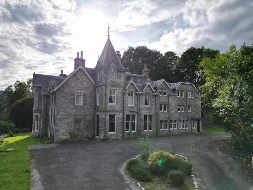 Wellwood Manor Hotel Pitlochry Exterior photo